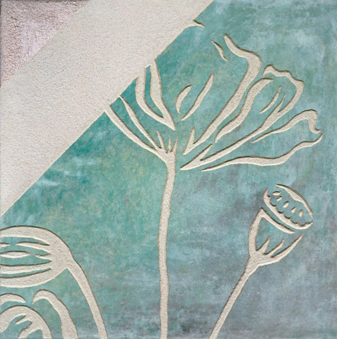 Sample with Layer System. Base layer - Floated Layer - Iridescent multicoloured fresco layer with poppie flower sgraffito design